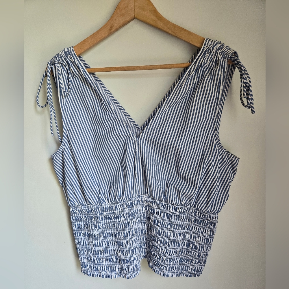 OLD NAVY Striped Blue Sleeveless Cotton Top